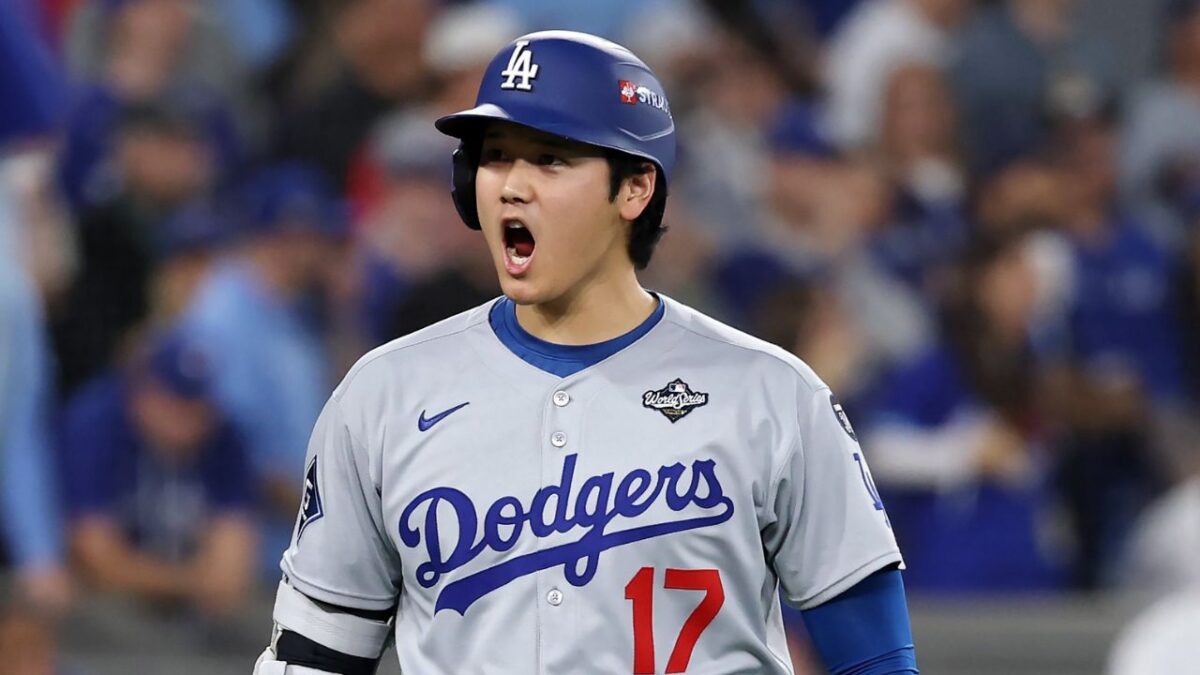 Shohei Ohtani's 3rd Straight MVP Title Sends Fans into Frenzy: "Name the Award After Him" 1 Shohei Ohtani