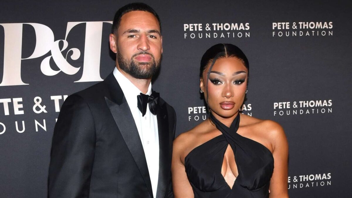 Klay Thompson Calls Out Former NBA Players for 'Disgusting' Megan Thee Stallion Reference 1 Klay Thompson and Megan Thee Stallion at an event