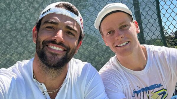 Matteo Berrettini and Jannik Sinner (via X/Jannik files)