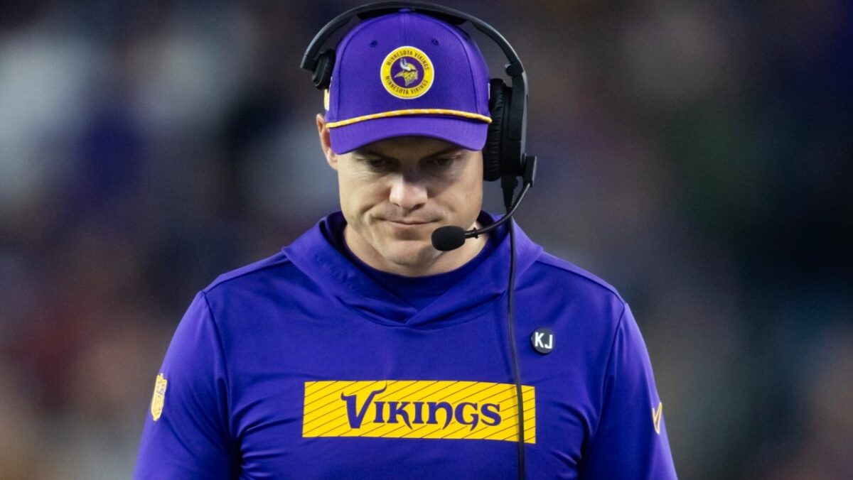 Adam Thielen Makes His True Feelings About NFL Refs Clear After Massive On-Field Outburst 1 Adam Thielen Makes His True Feelings About NFL Refs Clear After Massive On-Field Outburst