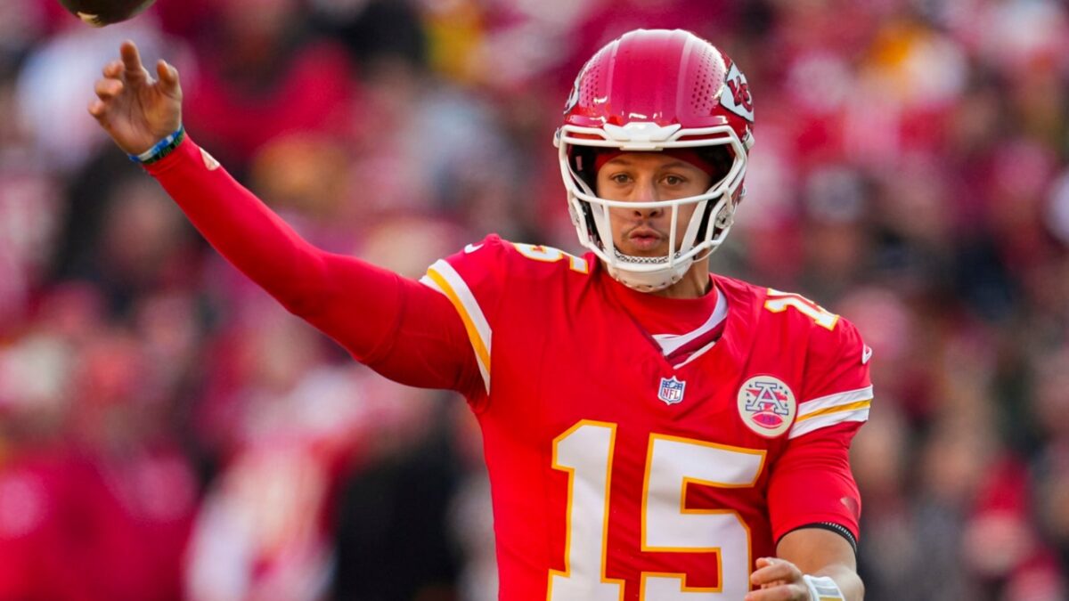 Patrick Mahomes and Chiefs' Dynasty Is Coming to an End, According to Colin Cowherd 1 Patrick Mahomes and Chiefs' Dynasty Is Coming to an End, According to Colin Cowherd