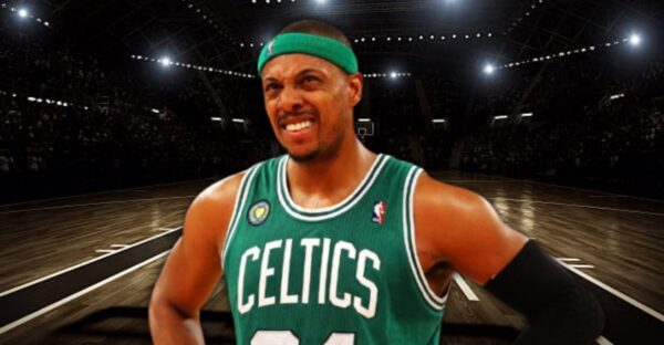 Boston Celtics legend Paul Pierce was excited when streamer Sketch showed off his Celtics jersey during a game of poker on Celebrity Poker Tour.