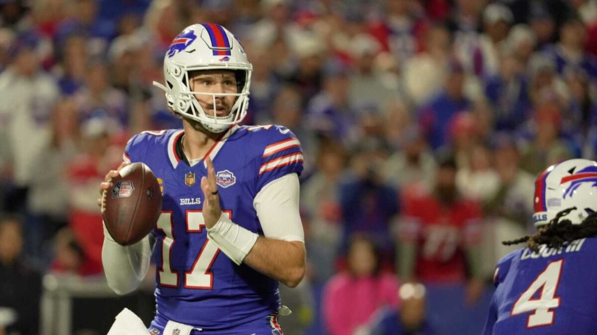 (Video) Bills Special Teams Coordinator Lifted Into the Air After Ray Davis’ Return TD