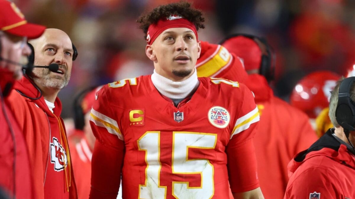Did Patrick Mahomes Subtly Take a Shot at Chiefs Coach While Praising Colts’ Lou Anarumo? 1 Did Patrick Mahomes Subtly Take a Shot at Chiefs Coach While Praising Colts’ Lou Anarumo