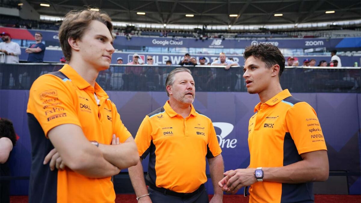 Zak Brown Insists Oscar Piastri Is "Going to Be World Champion" in McLaren Despite 2025 collapse 1 Oscar Piastri, Zak Brown and Lando Norris (via Alamy)
