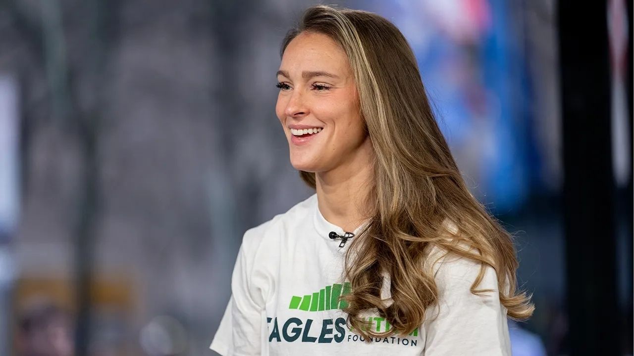 Kylie Kelce Questions The Cowboys’ “America’s Team” Tag