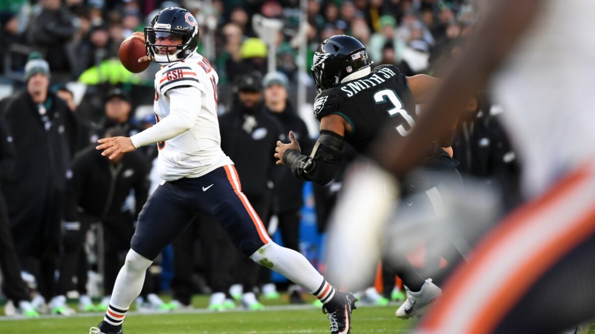 Caleb Williams kept his poise to help Bears win