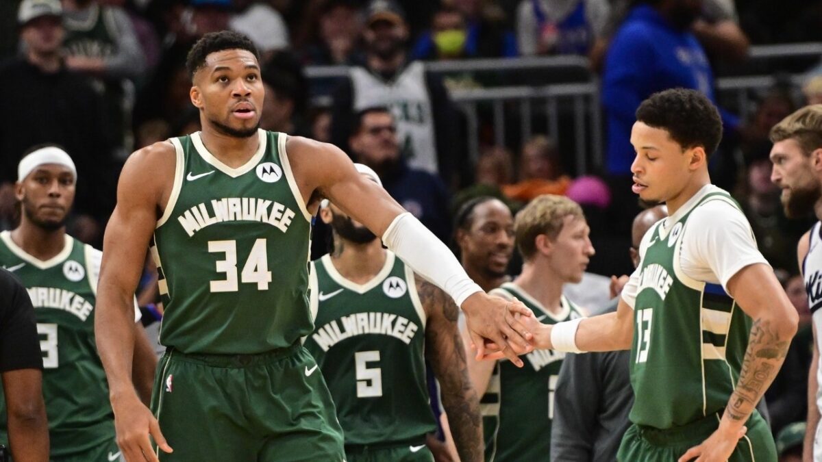 Ryan Rollins and Giannis Antentokounmpo