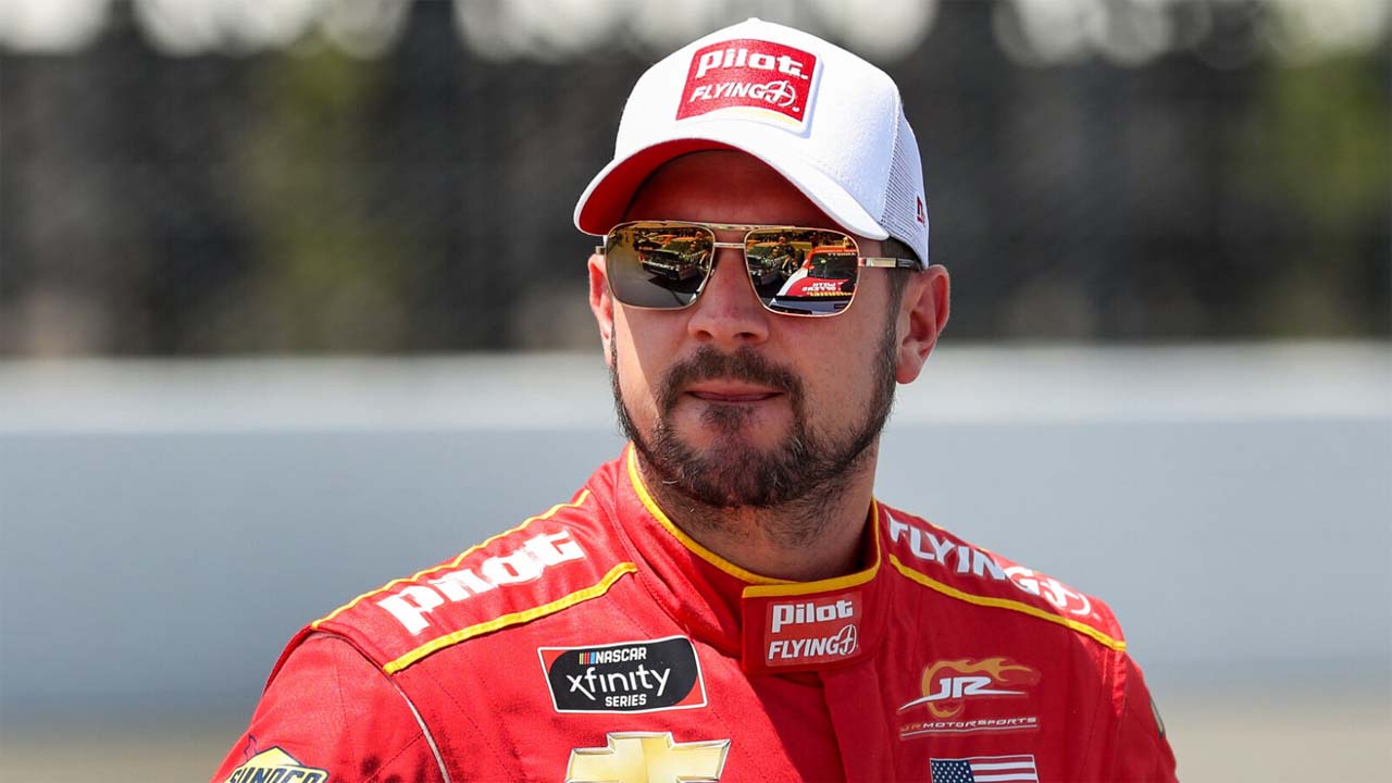 Ex-NASCAR Driver Michael Annett Dies at the age of 39