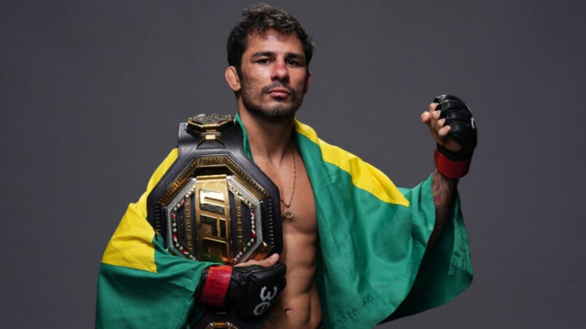 Fans Melt as Alexandre Pantoja's Son Sacrifices Alongside Father During Gruesome Weight Cut 1 Alexandre Pantoja