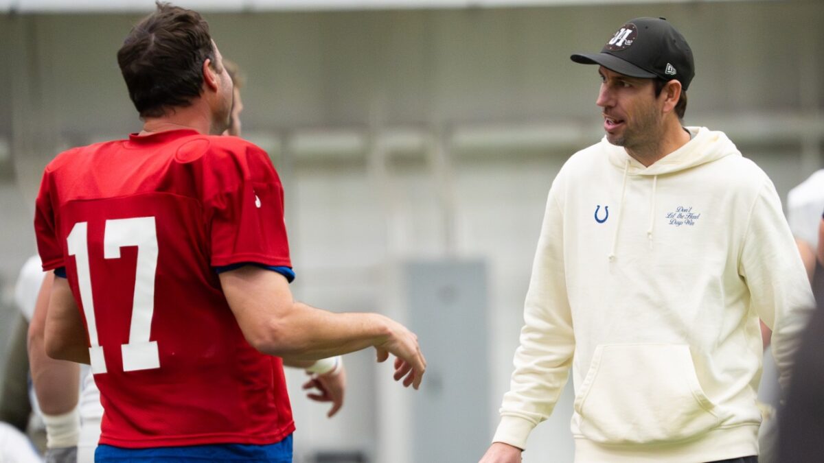 Philip Rivers Reveals Daniel Jones' Excitement Handing Over No. 17 Jersey 1 Philip Rivers with HC Shane Steichen at practice