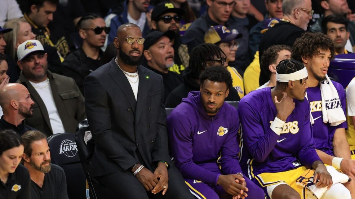 3 Reason Why Luka Doncic and LeBron James Won't Win a Championship This Season 2 Lakers rotation players have not been utilized enough