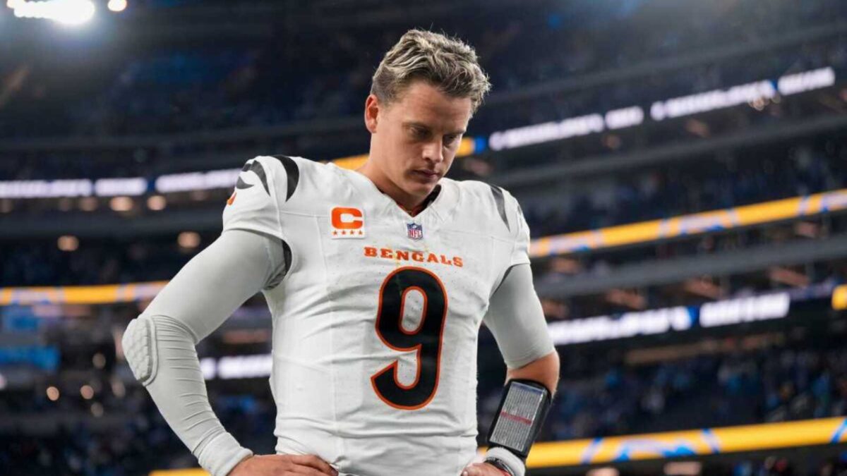 Joe Burrow's Extremely Harsh Assessment of Himself After Blowout Loss to Ravens Goes Viral 1 Joe Burrow's Extremely Harsh Assessment of Himself After Blowout Loss to Ravens Goes Viral
