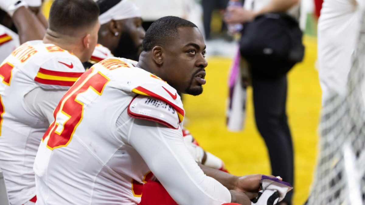 (Video) Chris Jones' Disappointing Reaction to Chiefs' Elimination After Loss to Chargers Is Hard to Watch 1 (Video) Chris Jones' Disappointing Reaction to Chiefs' Elimination After Loss to Chargers Is Hard to Watch