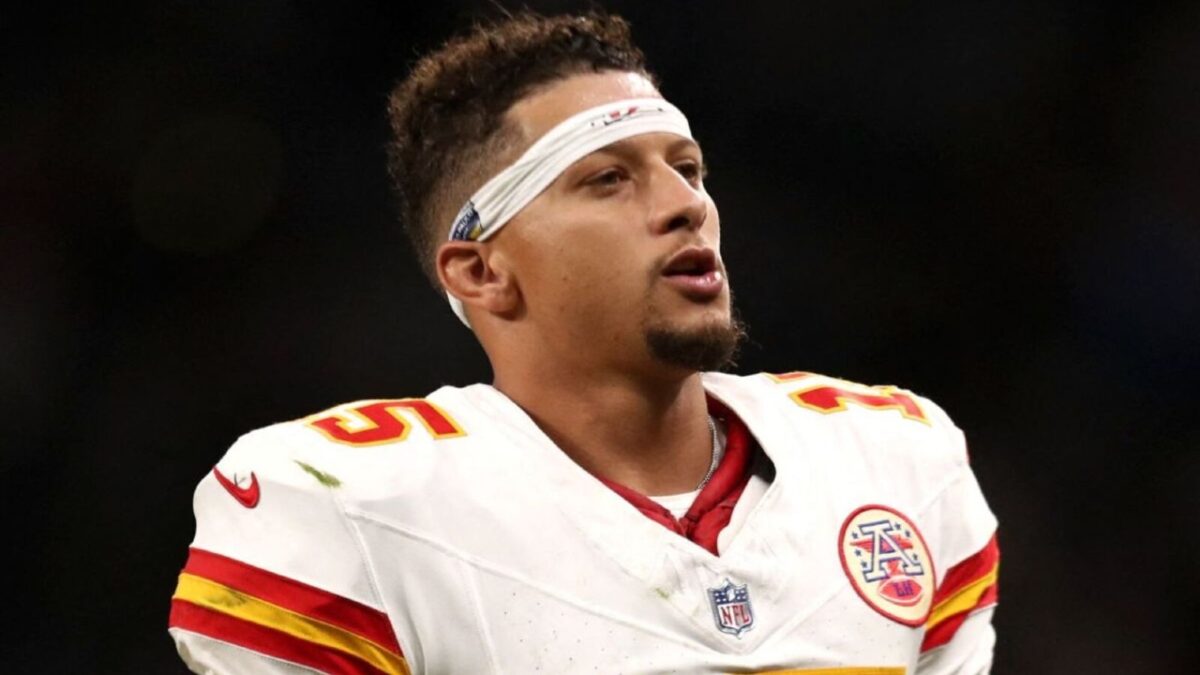 Robert Griffin III Doesn't Want Patrick Mahomes and Micah Parsons to Play Next Season for Recovery of ACL Injuries 1 Robert Griffin III Doesn't Want Patrick Mahomes and Micah Parsons to Play Next Season for Recovery of ACL Injuries