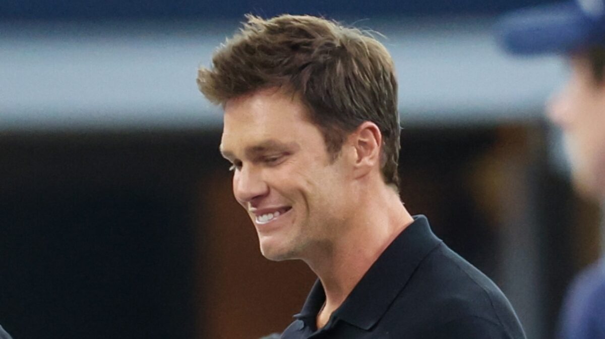 (Video) Brooks Nader Visibly Awkward After Andy Cohen Brings Up Tom Brady Romance