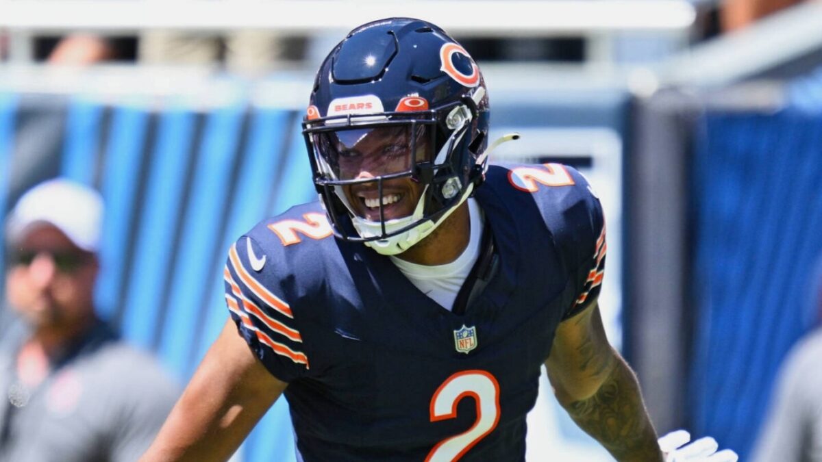 (Video) Caleb Williams Throws an Insane 46-Yard Long Pass to DJ Moore for a Famous Bears Win in OT Against Packers