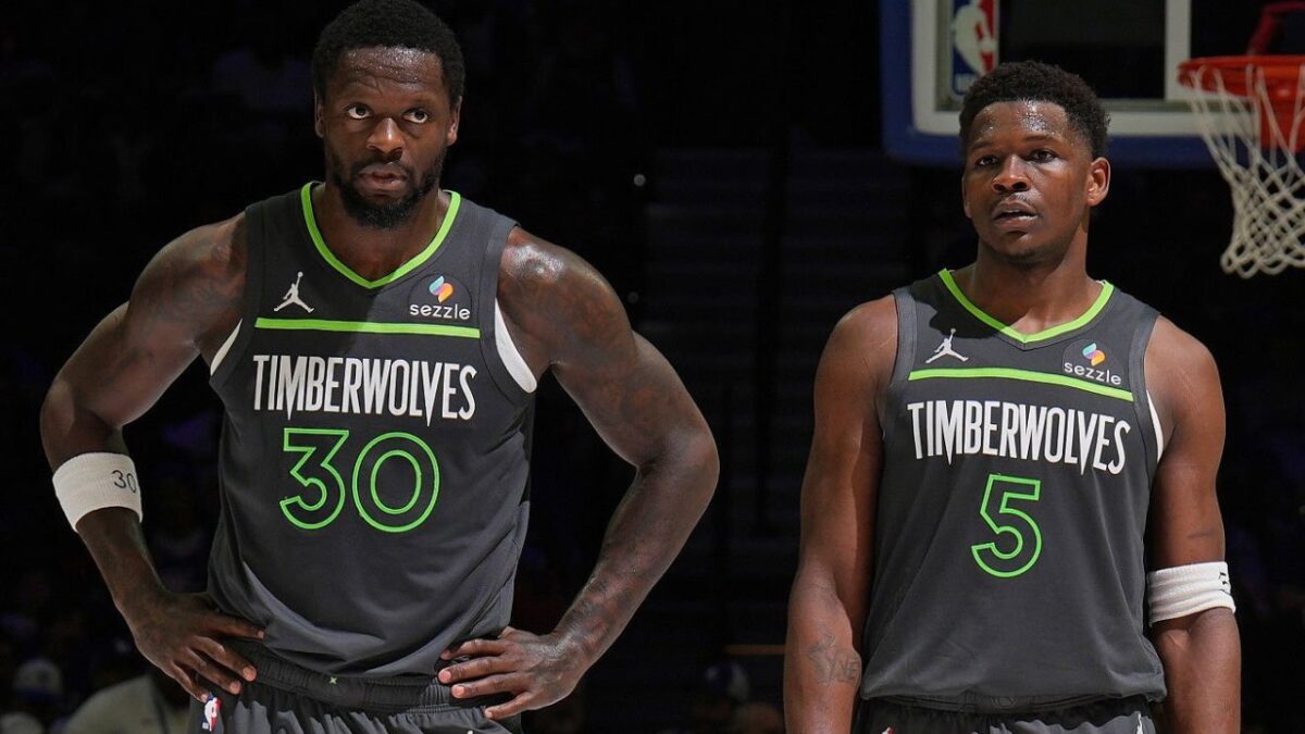 Chris Finch Schools Anthony Edwards For 'Quitting' with 8 Minutes Left In The Game 1 Julius Randle and Anthony Edwards