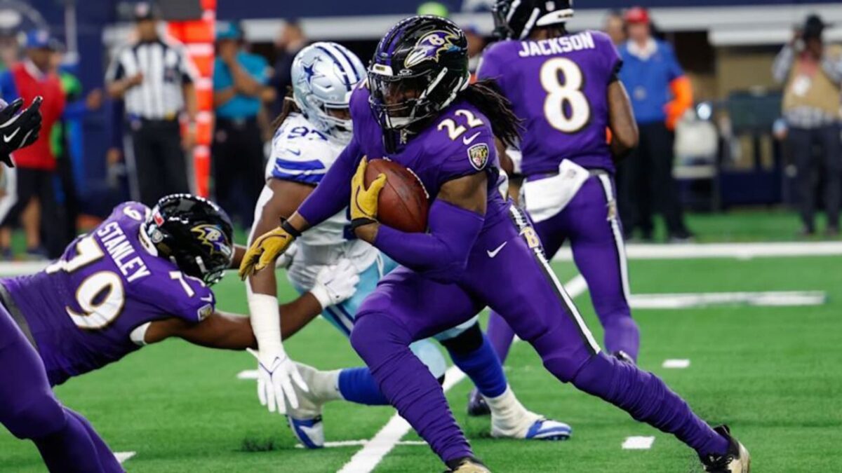 Sunday Night Football Week 18: Where and How to Watch Baltimore Ravens vs. Pittsburgh Steelers, Live Stream, and Broadcast Details 1 Sunday Night Football Week 18: Where and How to Watch Baltimore Ravens vs. Pittsburgh Steelers, Live Stream, and Broadcast Details