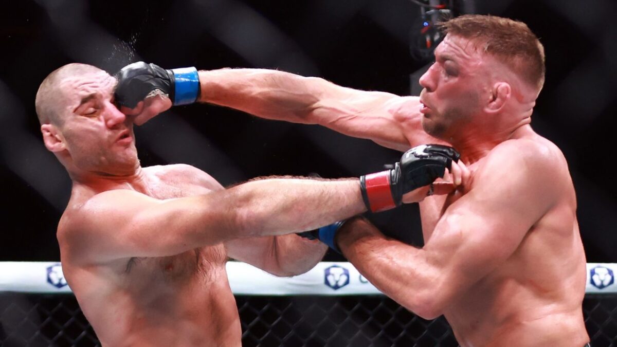 Sean Strickland vs. Dricus Du Plessis