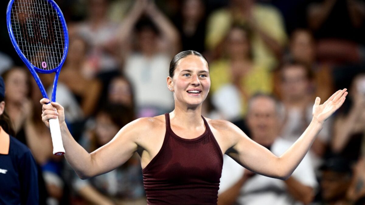 Marta Kostyuk Bashes the Media for Misquoting her "Testosterone" Comments About Aryna Sabalenka and Iga Swiatek 1 Marta Kostyuk