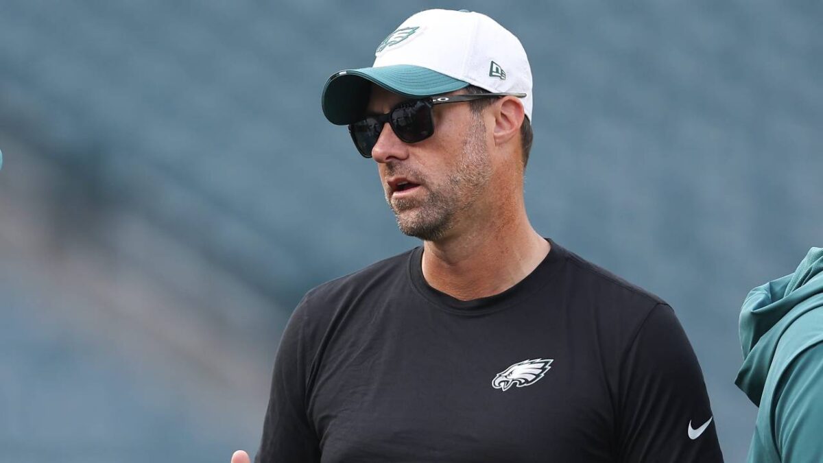 Eagles offensive coordinator Kevin Patullo