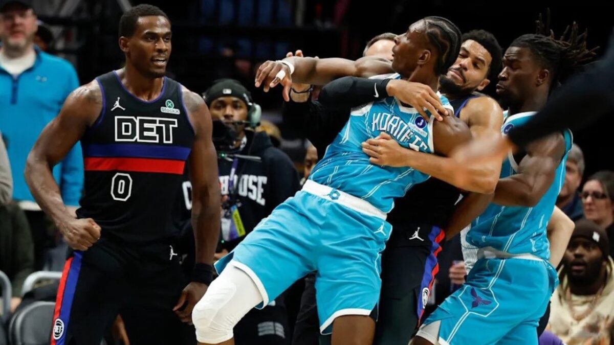 Jalen Duren and Moussa Diabate started the brawl