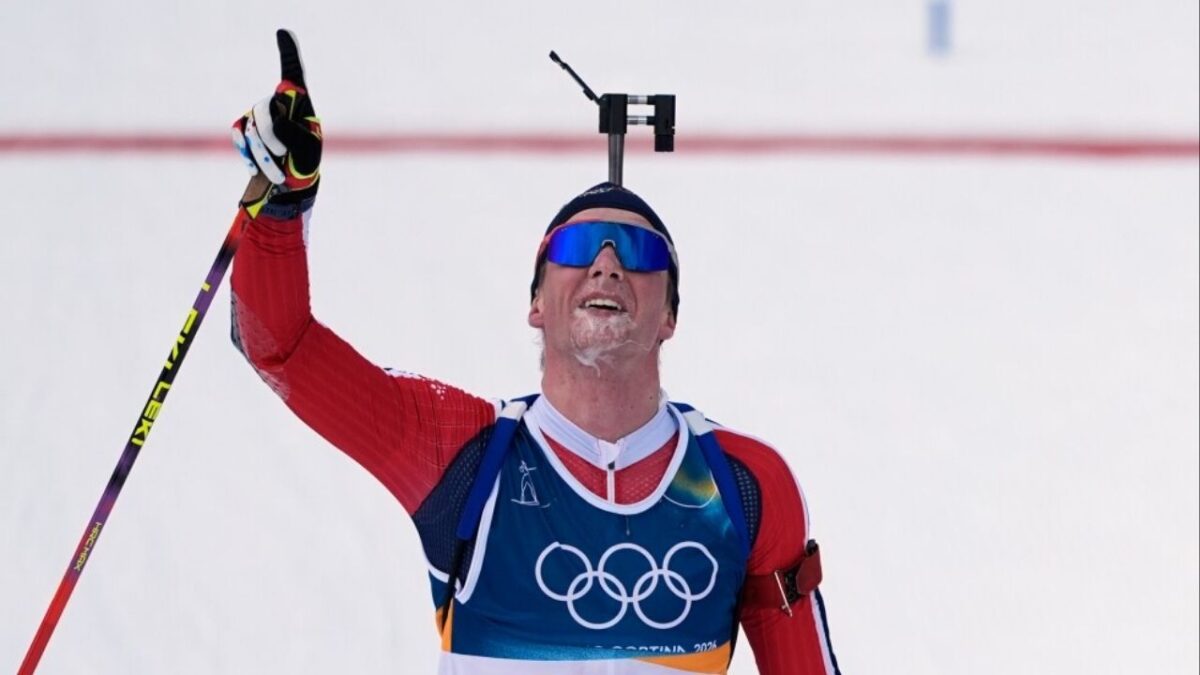 Johan Olav Botn had his saliva and drool freezing on his chin when he crossed the finish line (Image via Associated Press)