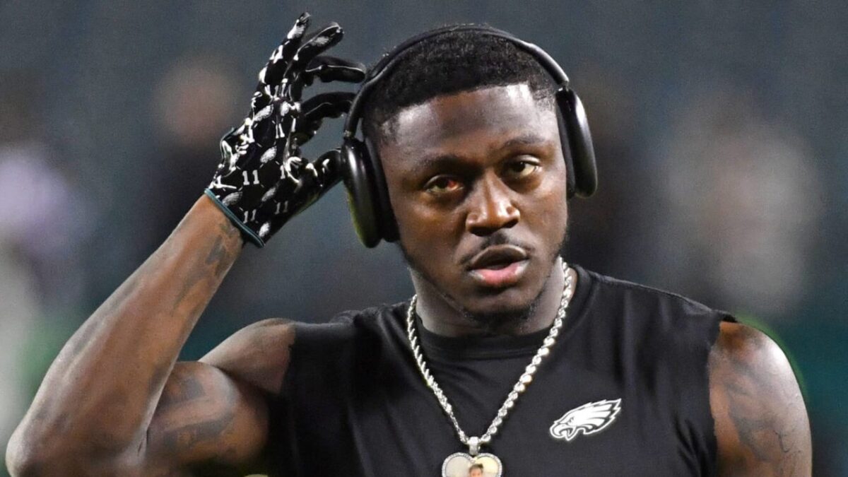 Jason Kelce Admits Watching AJ Brown Was ‘Frustrating’ Last Season