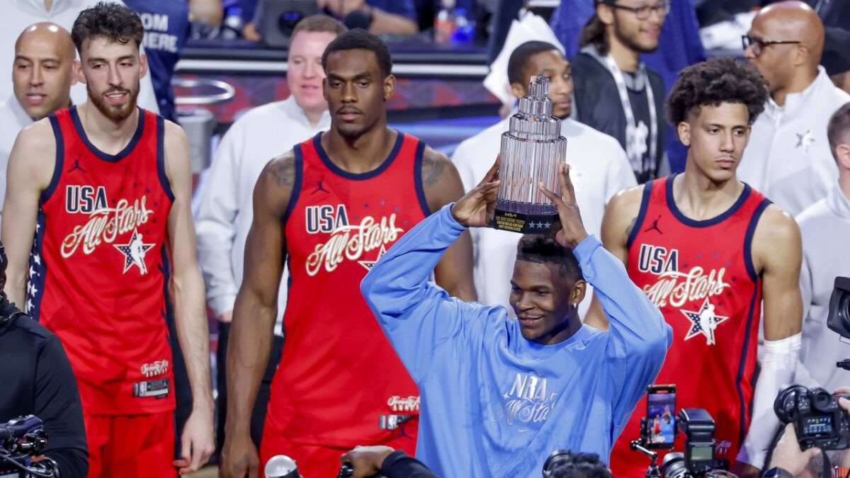 Anthony Edwards with the Kobe Bryant All-Star MVP award