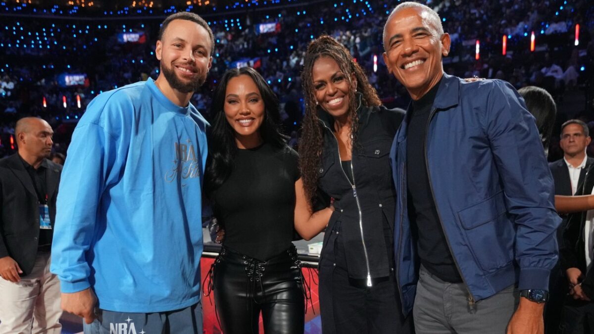Injured Stephen Curry was a spectator at the All-Star game