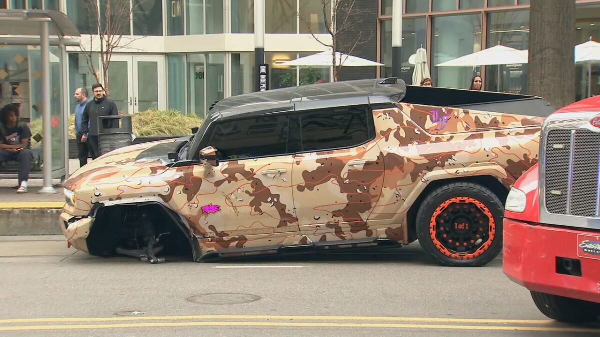 LaMelo Ball's Hummer after the crash