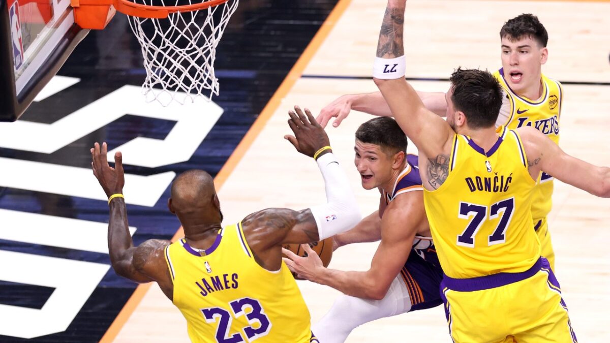 Amidst Luka Doncic Criticism Draymond Green Blasts Media Hypocrisy Against Nico Harrison 1 Grayson Allen driving past Luka Doncic forced other Lakers' players to react