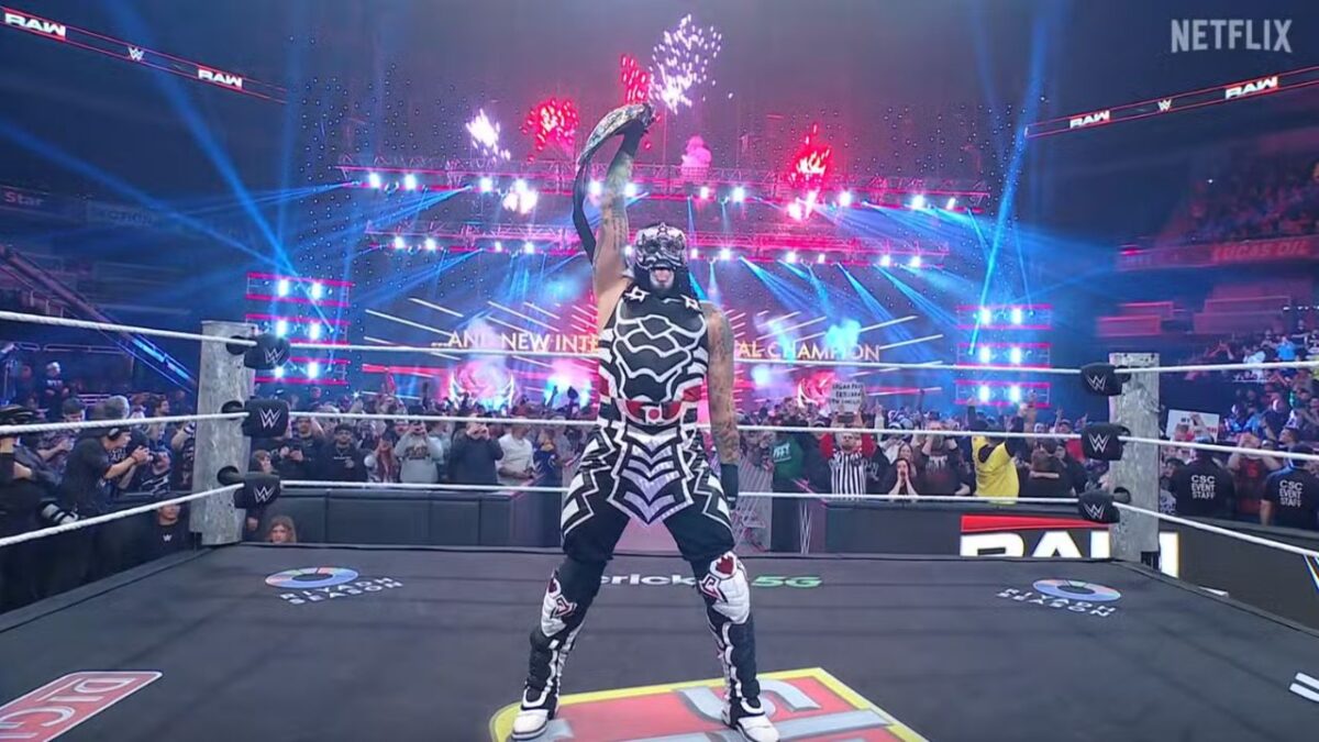 Penta with the IC title on WWE Raw