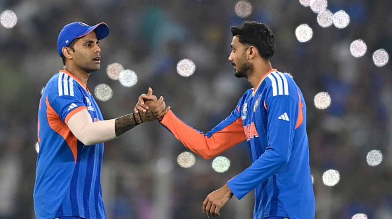 Suryakumar Yadav Admits Apologizing to Vice-Captain Axar Patel After Dropping Him Unfairly for South Africa Game in World Cup