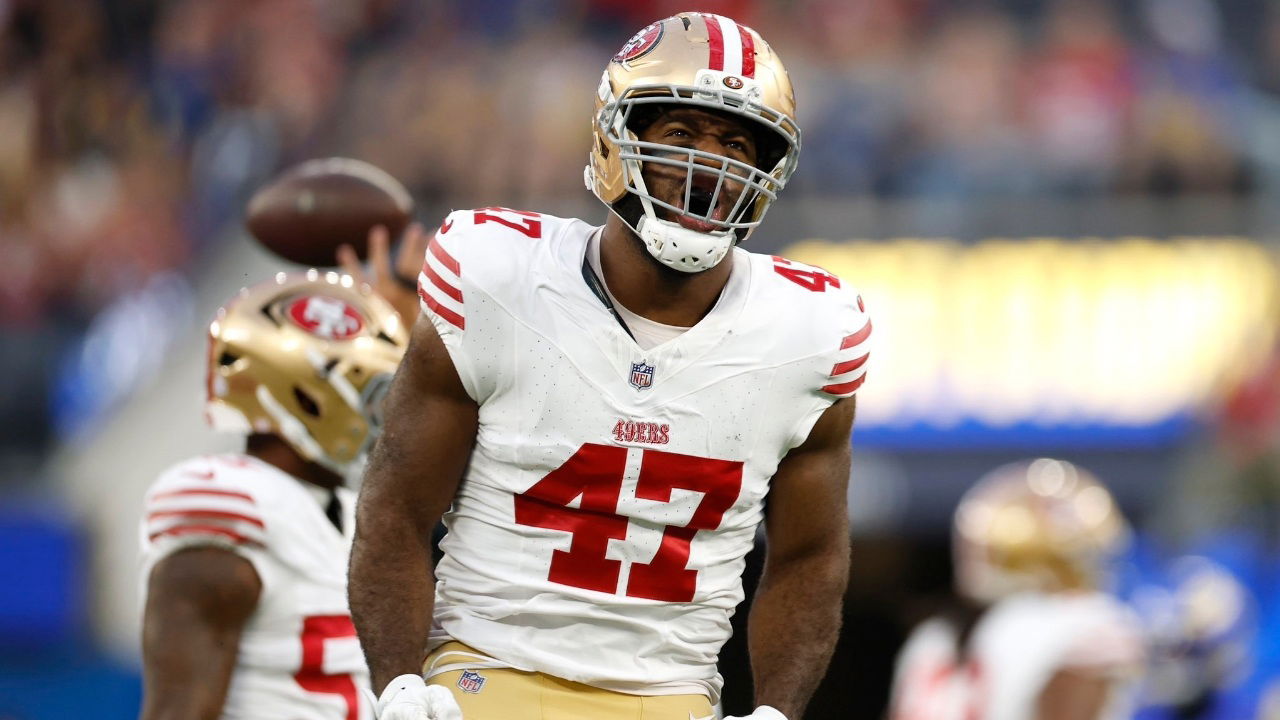 Fans Laud 27-Year-Old Bryce Huff Retiring to Start Fire Safety Business – “Clearly Something He Cares About”