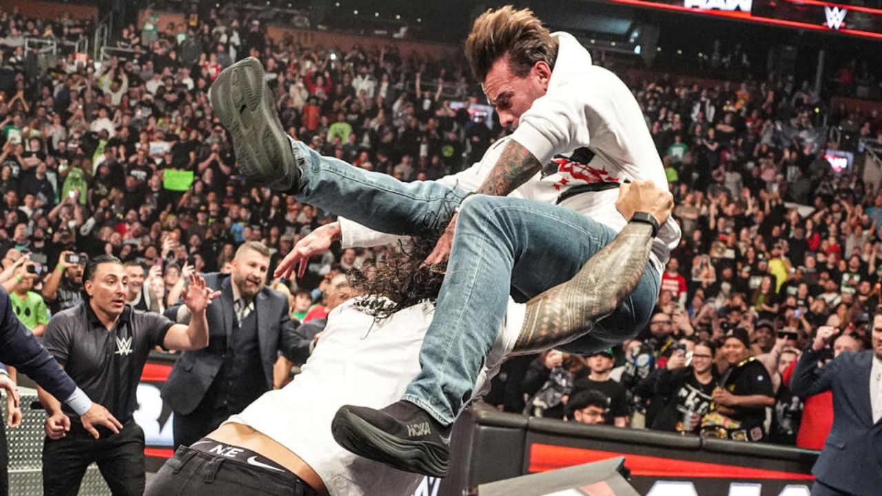 Roman Reigns Destroys CM Punk at the Behest of Jey Uso on Raw