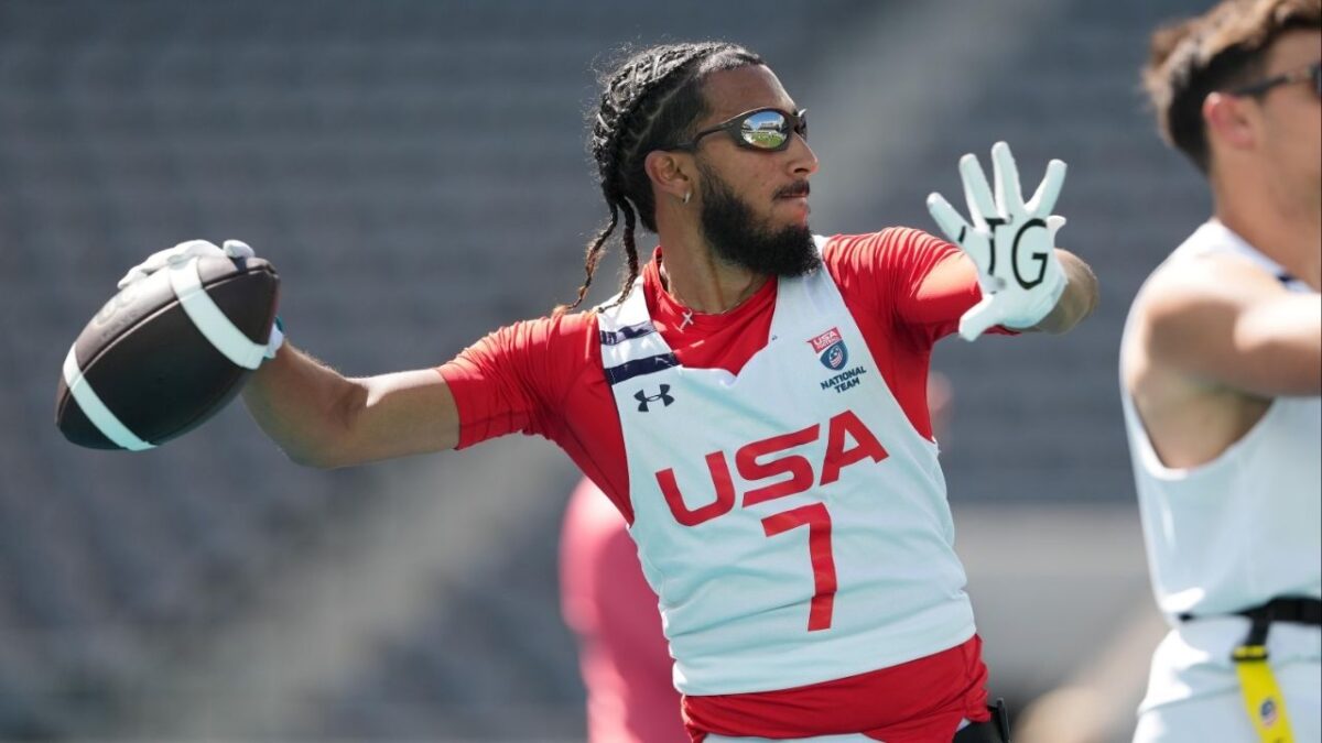 Team USA Flag Football QB Darrell Doucette (Image via Bleacher Report)