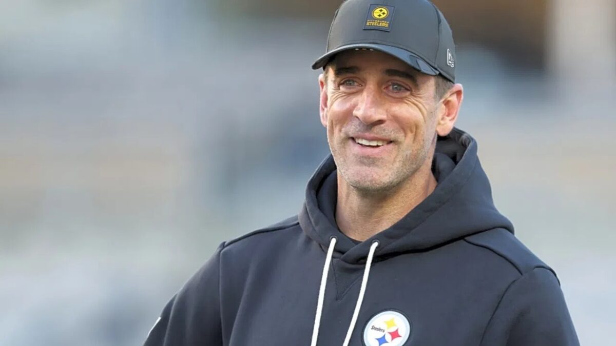 Aaron Rodgers Reportedly Wants a Contract Closer to $30 MillionYear with the Steelers