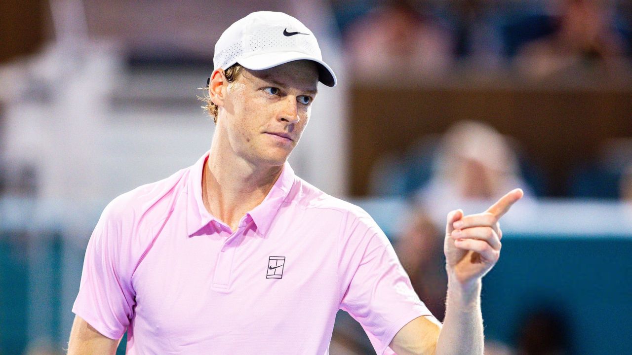 Serena Williams’ Ex-Coach Warns Nike to ‘Stick with Pink’ for Jannik Sinner’s Outfits