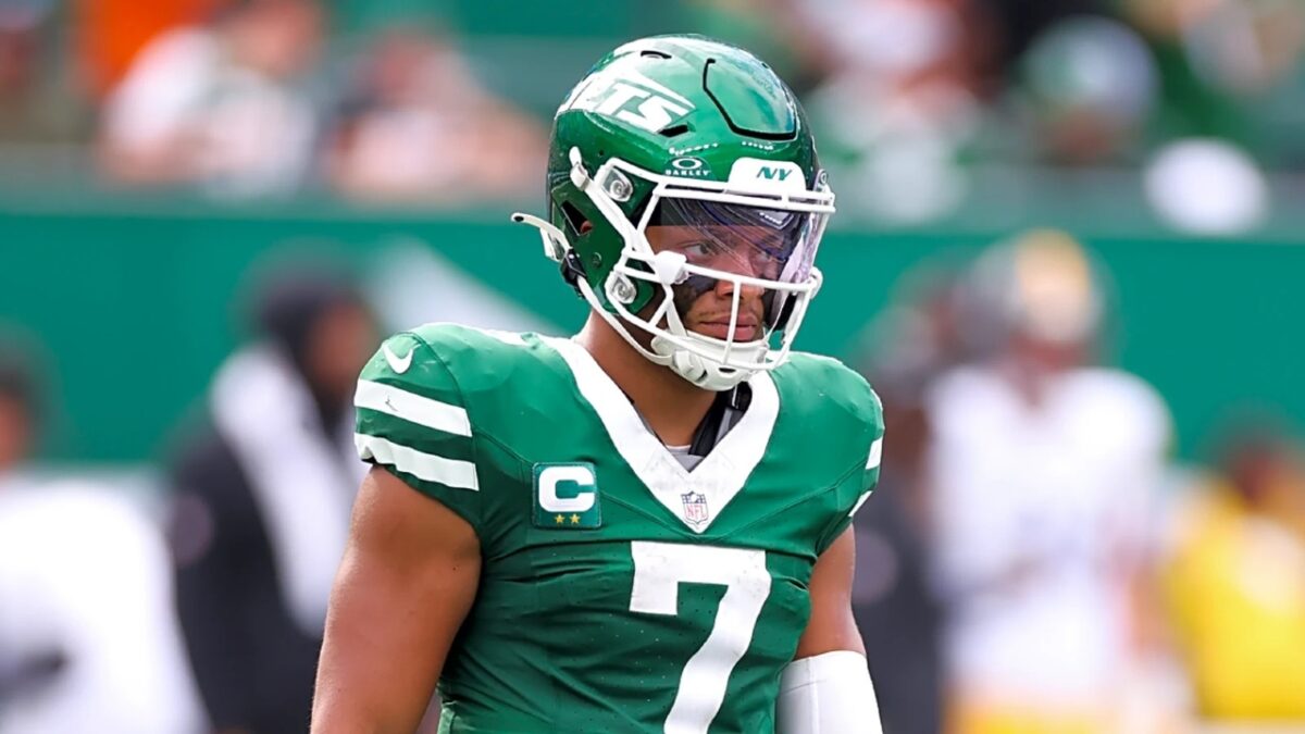 Andy Reid Sees Justin Fields as Legit QB Option, Not Just a Gadget Player