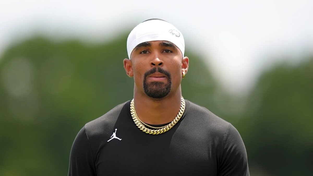 Adam Schefter Questions Why Jalen Hurts Is Under Fire While Joe Burrow, Justin Herbert Escape Contract Heat