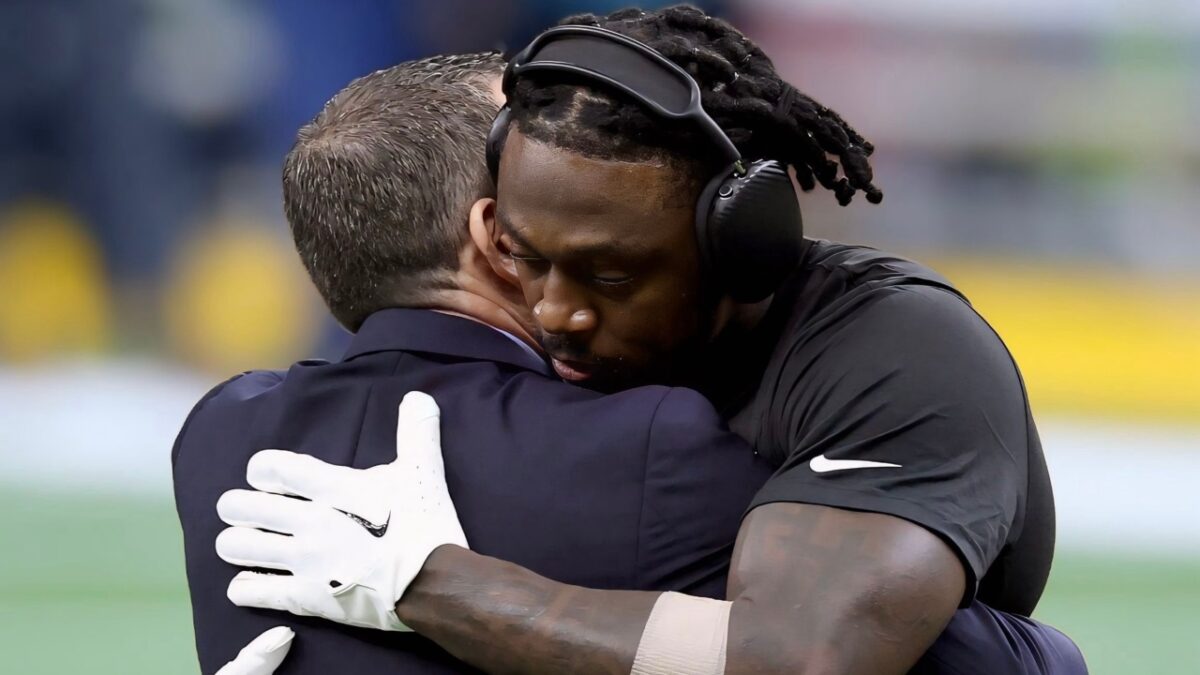 Howie Roseman Reiterates 'AJ Brown Is an Eagle' Despite Bringing in 2 Receivers 1 Howie Roseman embracing AJ Brown