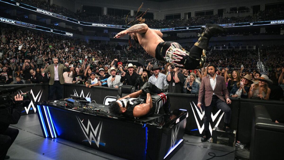 Jacob Fatu put Tonga Loa through the desk on SmackDown