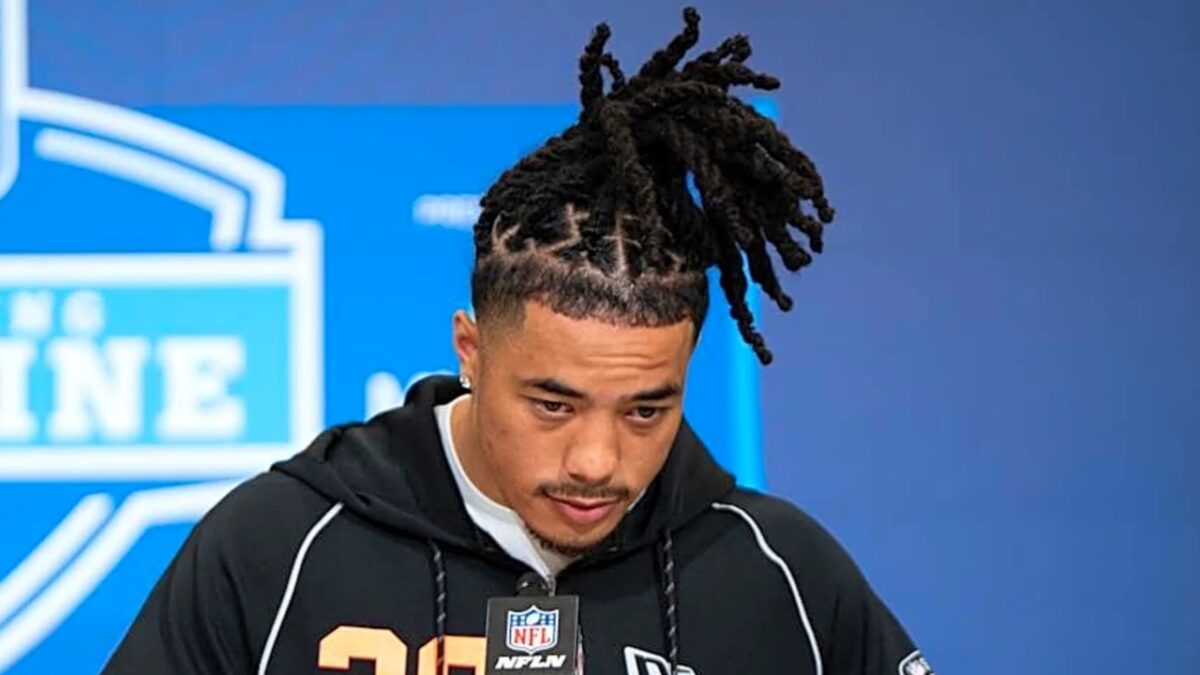 Makai Lemon Gets Nick Foles’ Approval to Wear Iconic No. 9 in Philadelphia