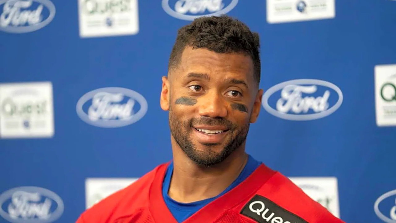 Russell Wilson Weighing Retirement After Meeting with Jets