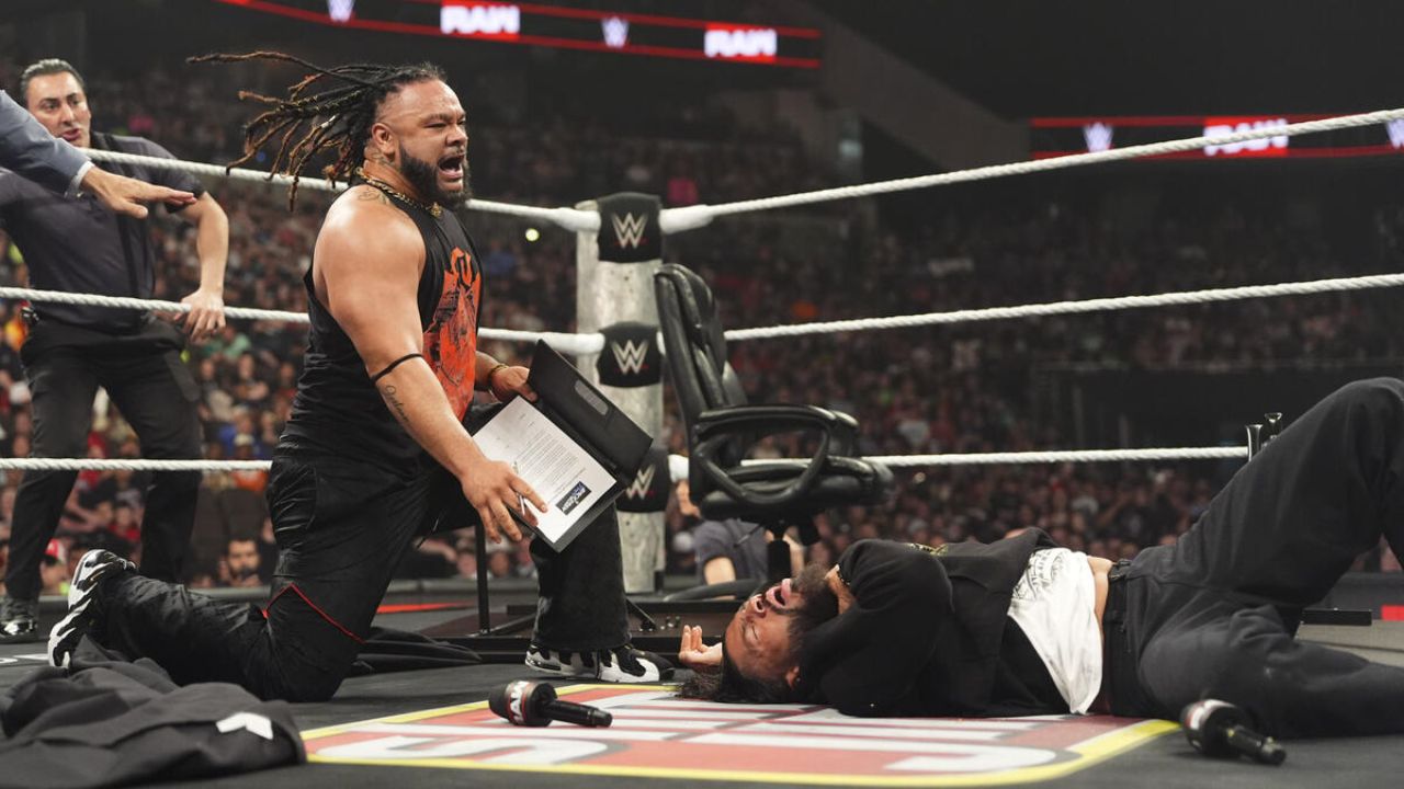 Roman Reigns Left Gasping for Air by Jacob Fatu in Contract Signing Chaos on Raw Before WWE Backlash