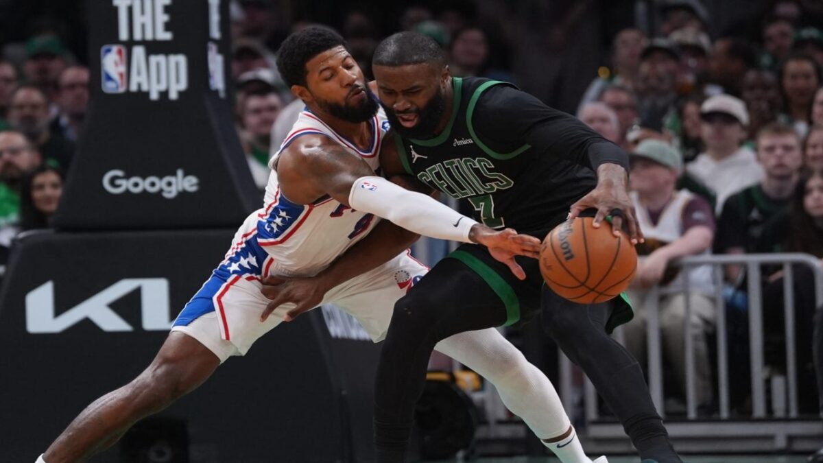 Jaylen Brown Committed to Celtics For 'Next 10 Years' Amidst Rumors of Frustration 1 Paul George and Jaylen Brown battling