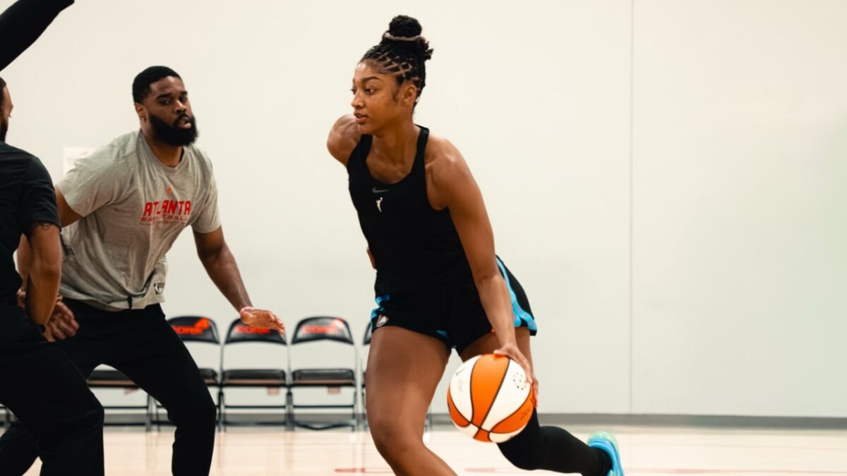 Megan Rapinoe Supports Angel Reese's 'Fines to Avoid Aggressive Media' Stance 1 Angel Reese practicing ahead of 2026 season-opener