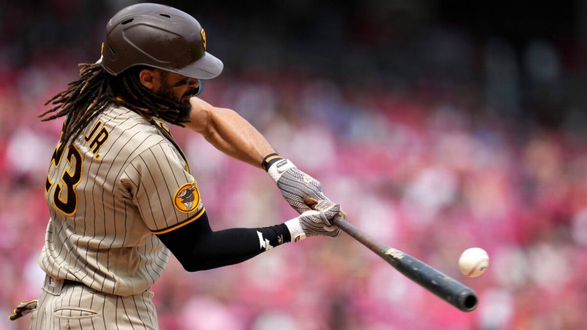 Fernando Tatis Jr.'s Error Leading to Little League Grand Slam Stuns Fans: "So Much for That Platinum Glove" 2 Fernando Tatis Jr.